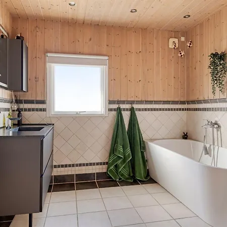 Vakantiehuis Fabian - 300m From The Sea By Interhome